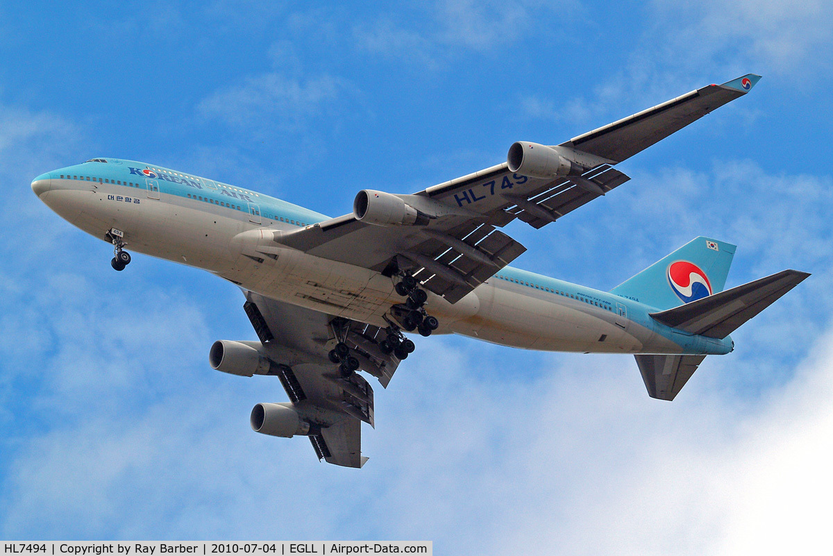 HL7494, Boeing 747-4B5 C/N 27662, Boeing 747-4B5 [27662] (Korean Air) Home~G 04/07/2010. On approach 27R.