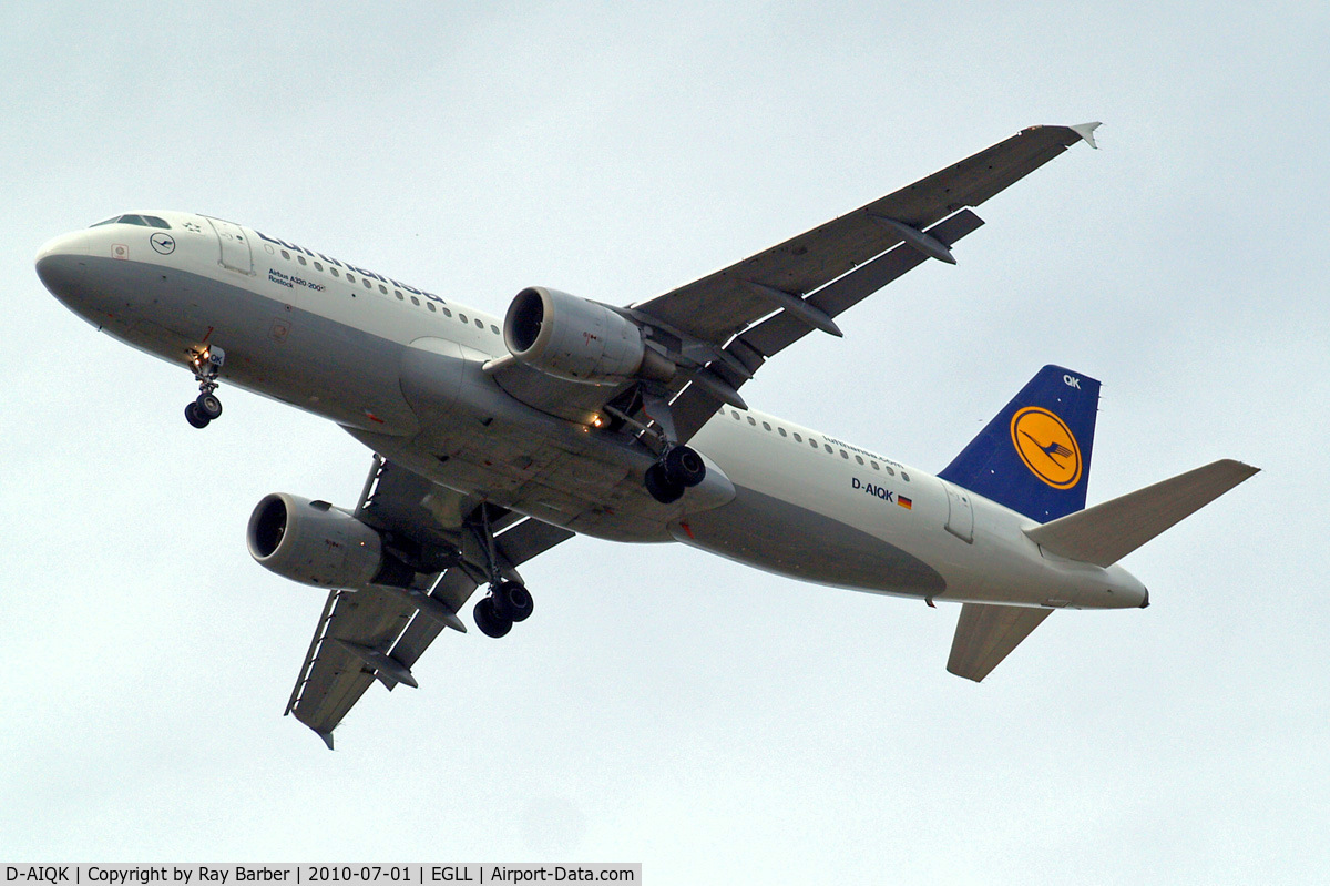 D-AIQK, 1991 Airbus A320-211 C/N 0218, Airbus A320-211 [0218] (Lufthansa) Home~G 01/07/2010. On approach 27R.