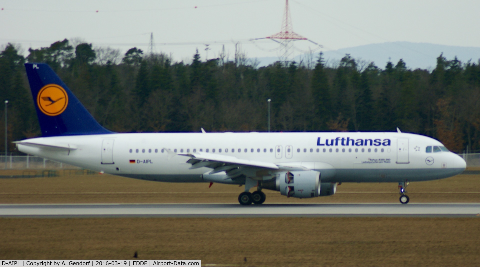 D-AIPL, 1989 Airbus A320-211 C/N 094, Lufthansa, is here at Frankfurt Rhein/Main(EDDF)
