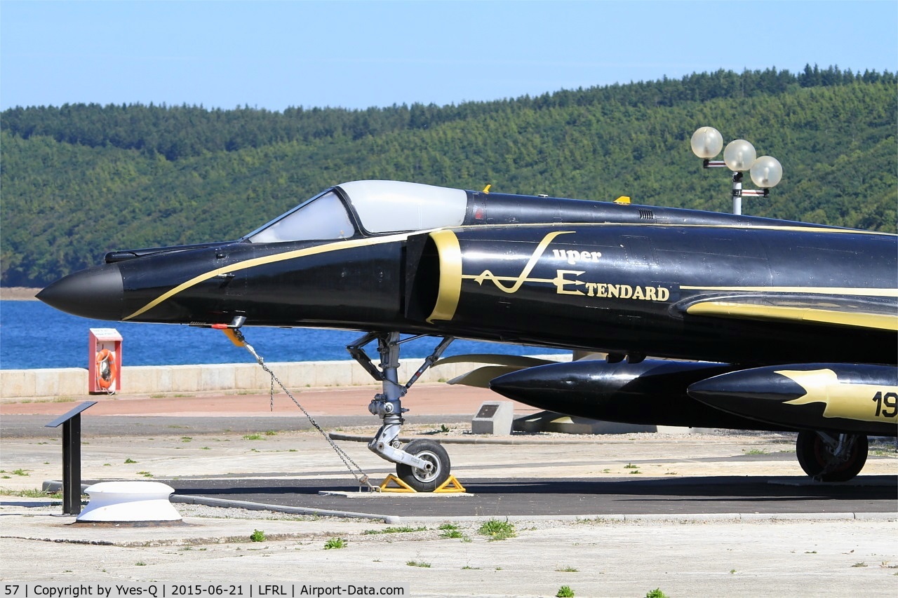 57, Dassault Super Etendard C/N 63, Dassault Super Etendard M (SEM), Preserved at Lanvéoc-Poulmic Naval Air Base (LFRL) Open day in june 2015