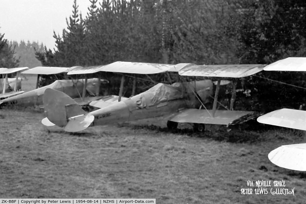 ZK-BBF, 1943 De Havilland DH-82A Tiger Moth II C/N 86128, Rough AgTiger - Aerial Projects Ltd., Hastings
Crashed Feb1955