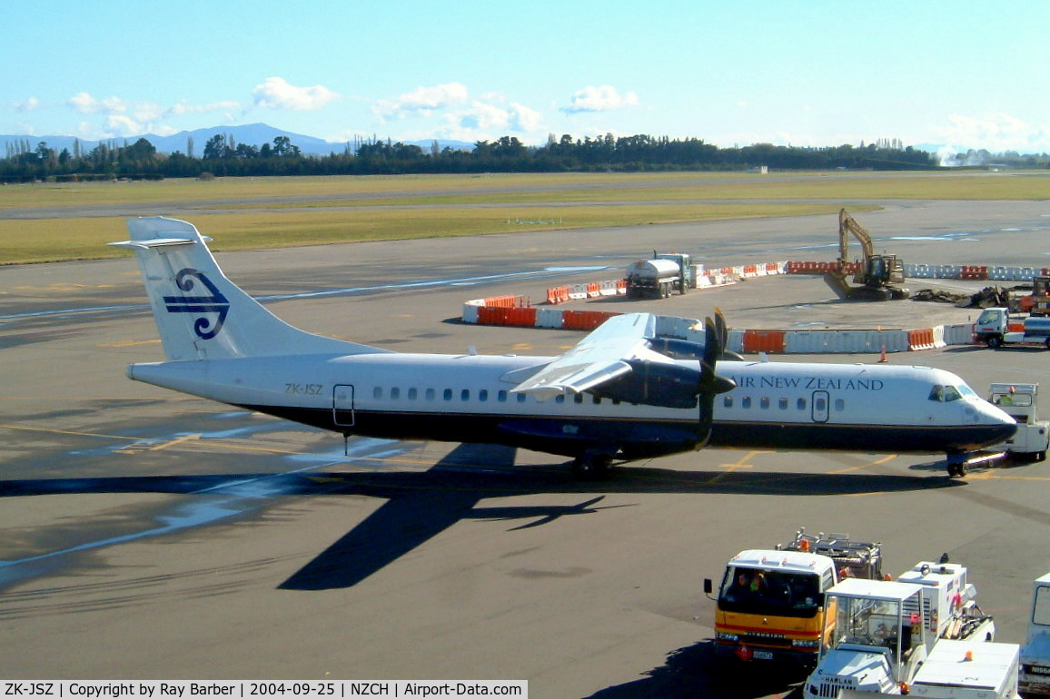 ZK-JSZ, 1993 ATR 72-212 C/N 385, Aerospatiale ATR-72-212 [385] (Air New Zealand) Christchurch-International~ZK 25/09/2004