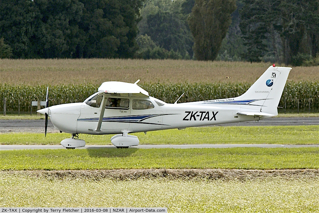 ZK-TAX, 2007 Cessna 172R C/N 17281384, At Ardmore Airport , New Zealand