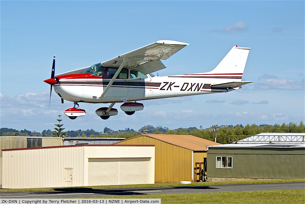 ZK-DXN, Cessna 172M C/N 17263571, At North Shore Aerodrome, North Island , New Zealand