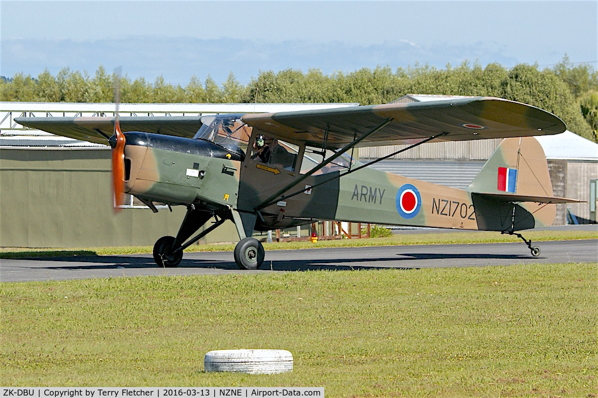 ZK-DBU, Auster J-5 Adventurer C/N 2096, At North Shore Aerodrome, North Island , New Zealand