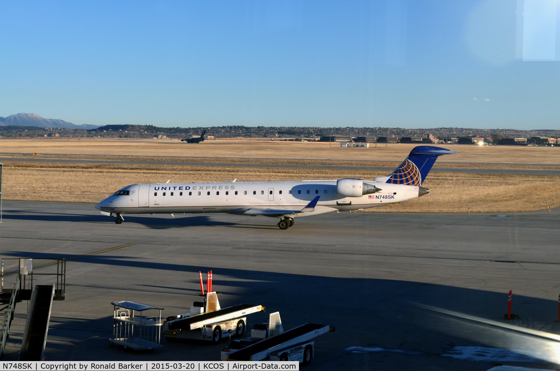 N748SK, 2005 Bombardier CRJ-700 (CL-600-2C10) Regional Jet C/N 10203, Taxi COS