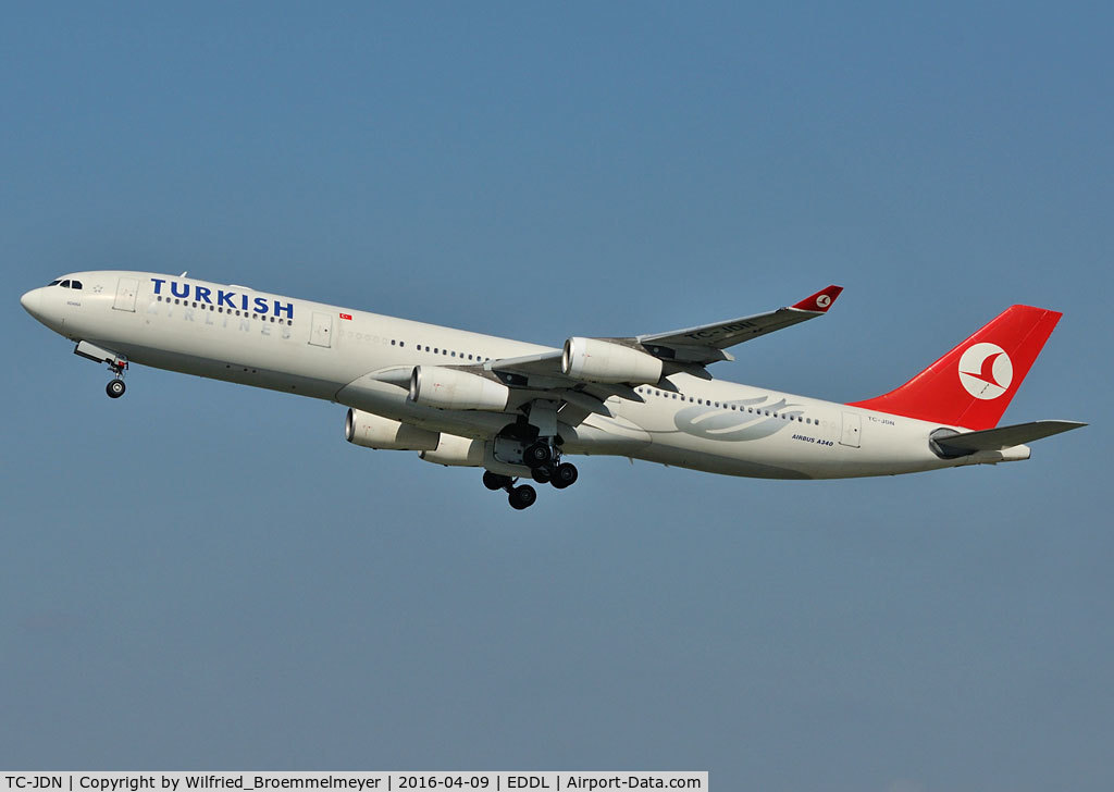 TC-JDN, 1997 Airbus A340-313X C/N 180, Turkish Airlines / take off from EDDL