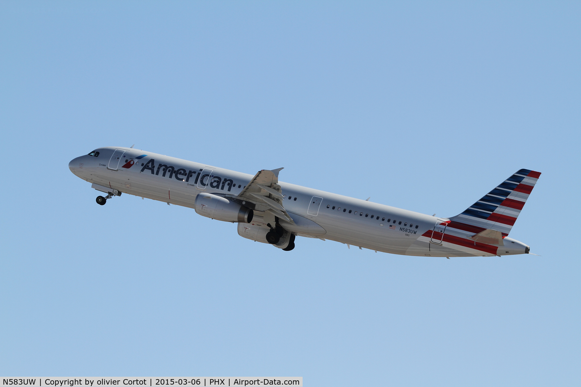 N583UW, 2014 Airbus A321-231 C/N 6181, leaving Phoenix