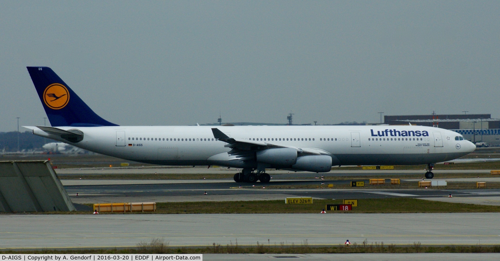 D-AIGS, 1999 Airbus A340-313 C/N 297, Lufthansa, is here speeding up on RWY 18 at Frankfurt Rhein/Main(EDDF)