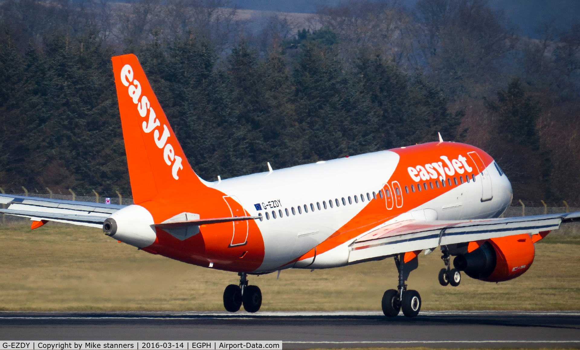 G-EZDY, 2008 Airbus A319-111 C/N 3763, 