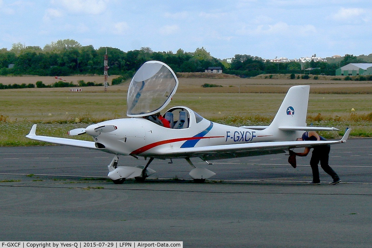 F-GXCF, Aquila A210 (AT01) C/N AT01-127, Aquila A210 (AT01), Parking area, Toussus-Le-Noble airport (LFPN-TNF)