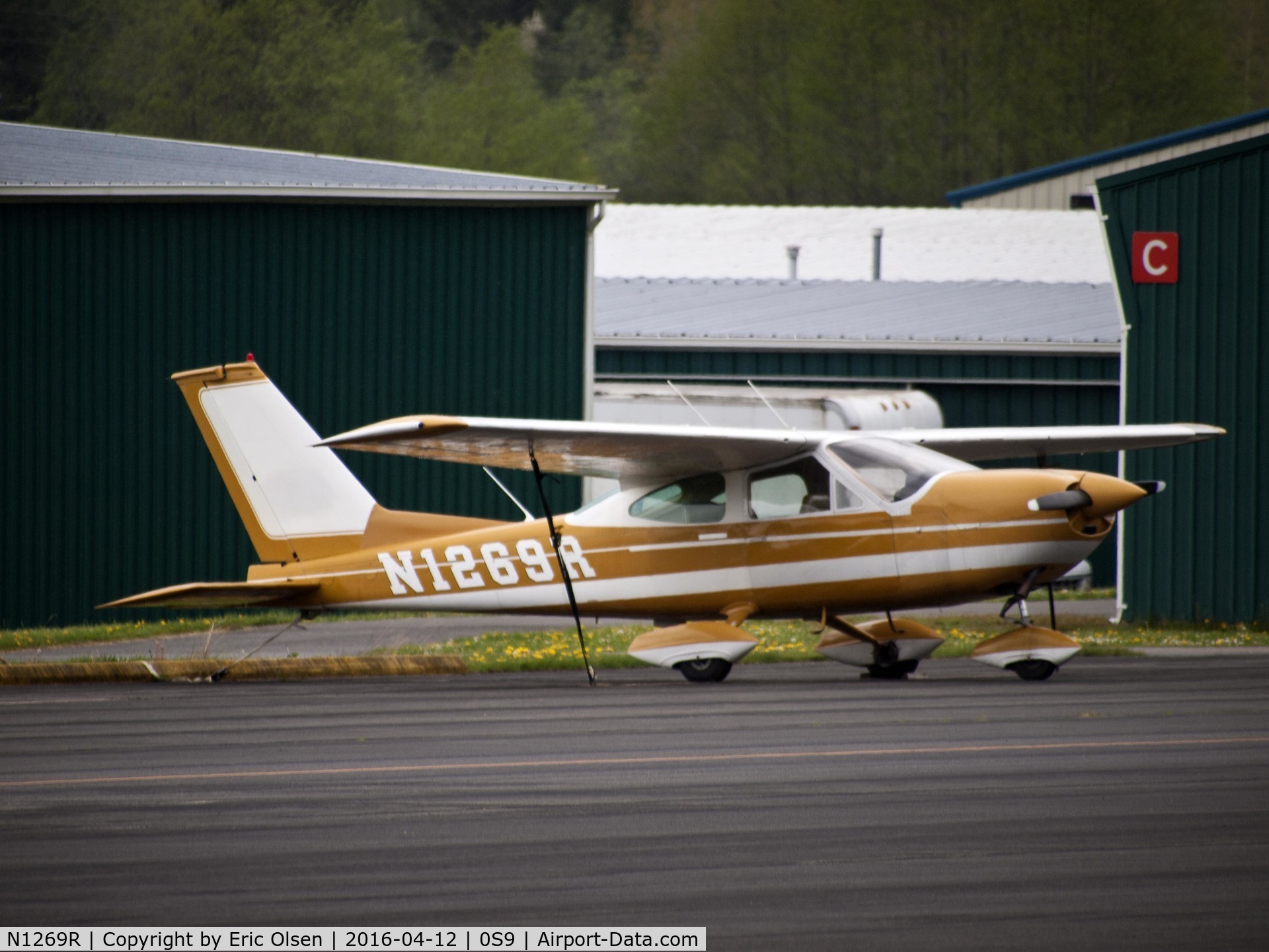 N1269R, 1968 Cessna 177 Cardinal C/N 17700625, Cessna 177 on the ramp at 0S9.