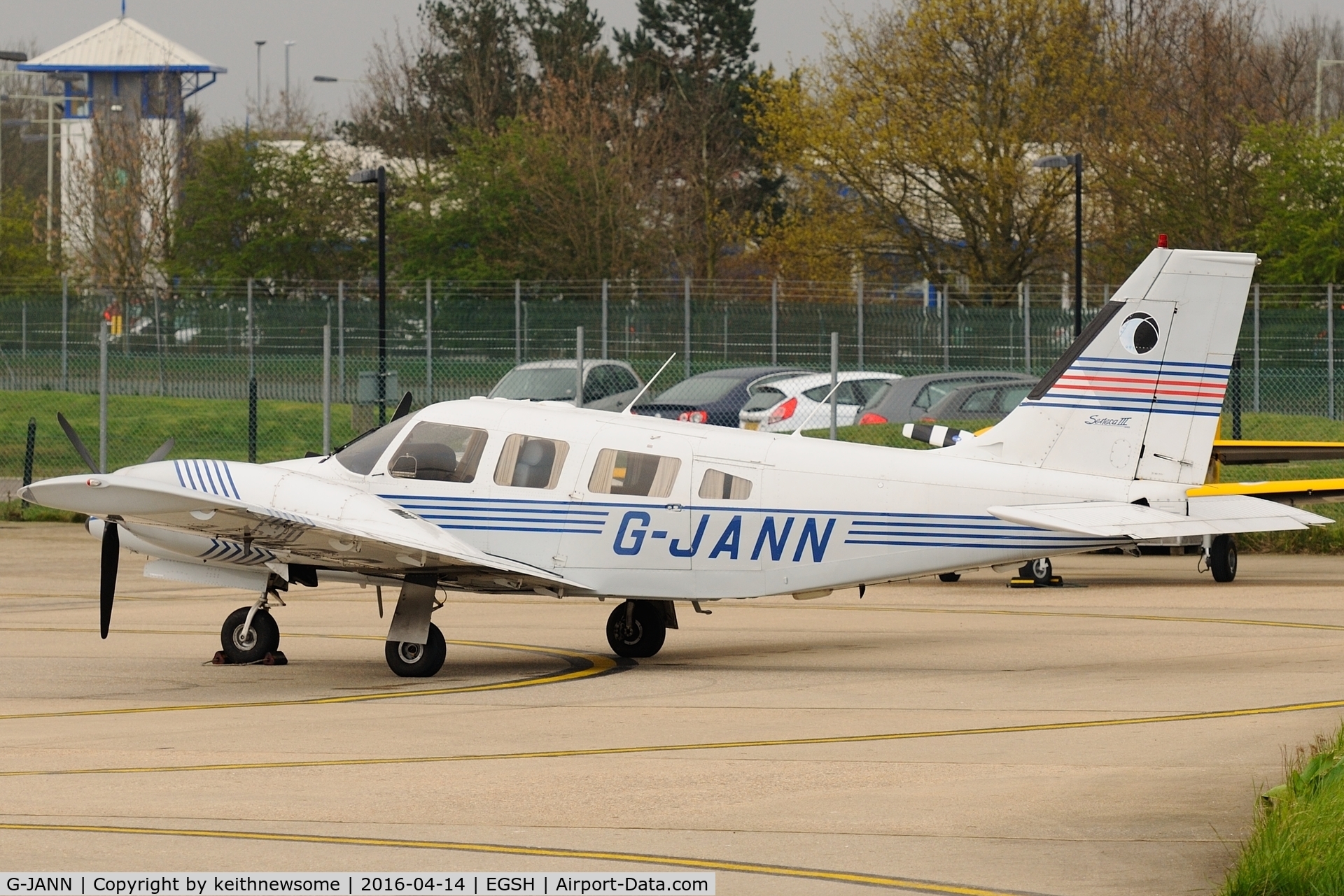 G-JANN, 1988 Piper PA-34-220T Seneca III C/N 34-33133, Return visitor.