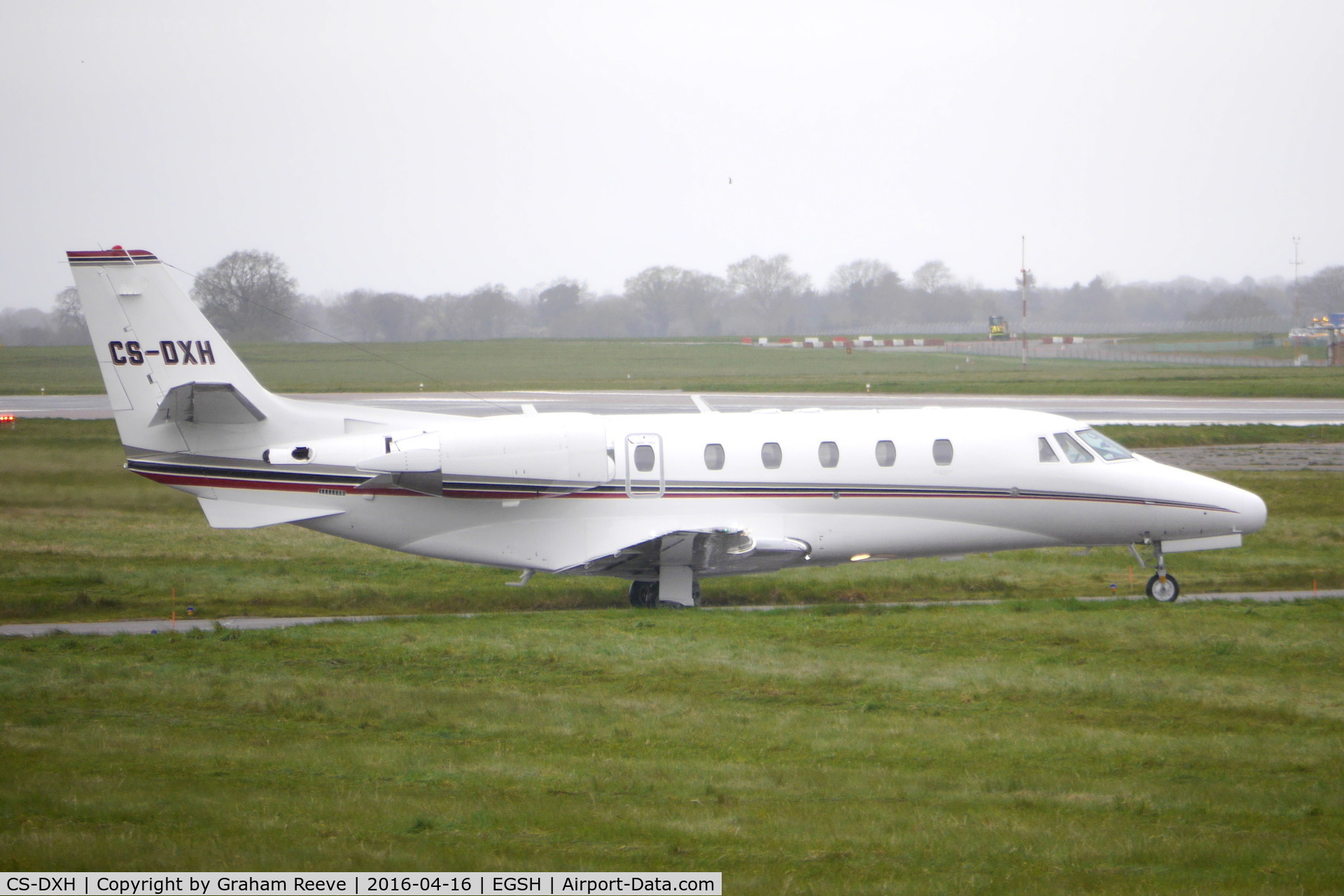 CS-DXH, 2006 Cessna Citation XLS C/N 560-5615, About to depart from Norwich.