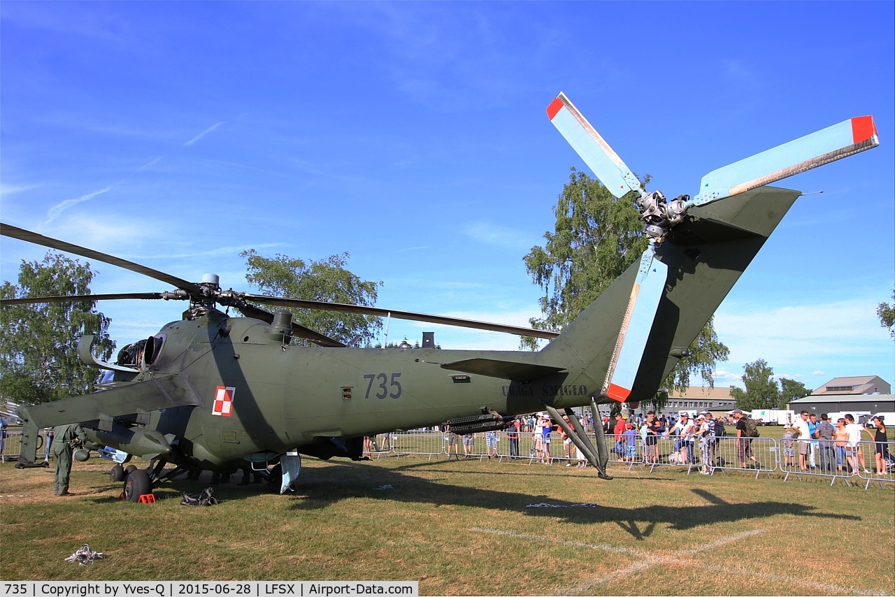 735, 1986 Mil Mi-24V Hind E C/N 410735, Polish Air Force Mil Mi-24V Hind E, Static display, Luxeuil-Saint Sauveur Air Base 116 (LFSX) Open day 2015