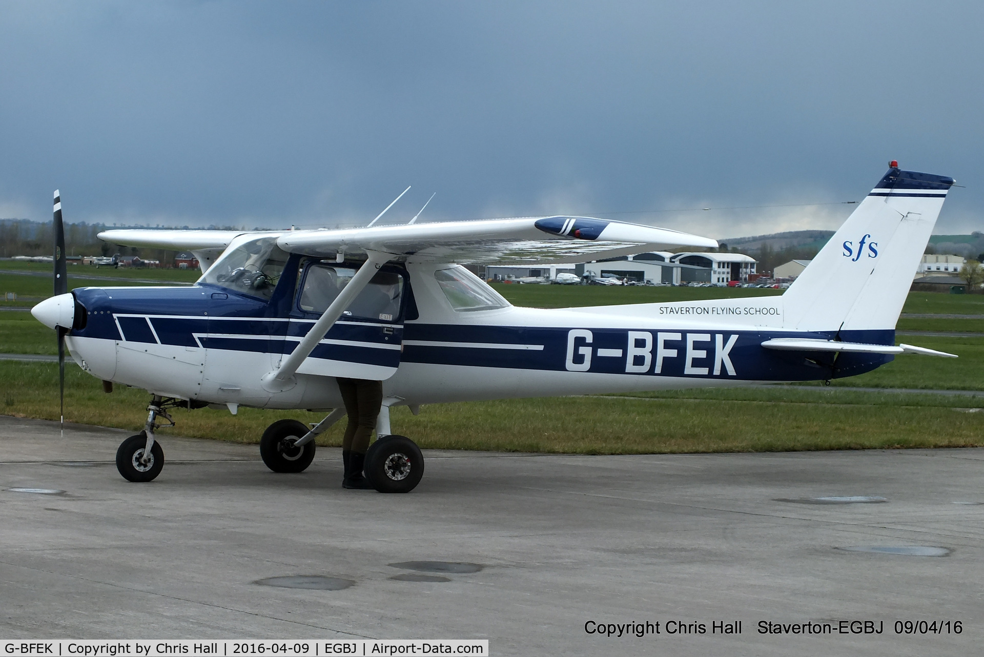 G-BFEK, 1977 Reims F152 C/N 1442, at Staverton
