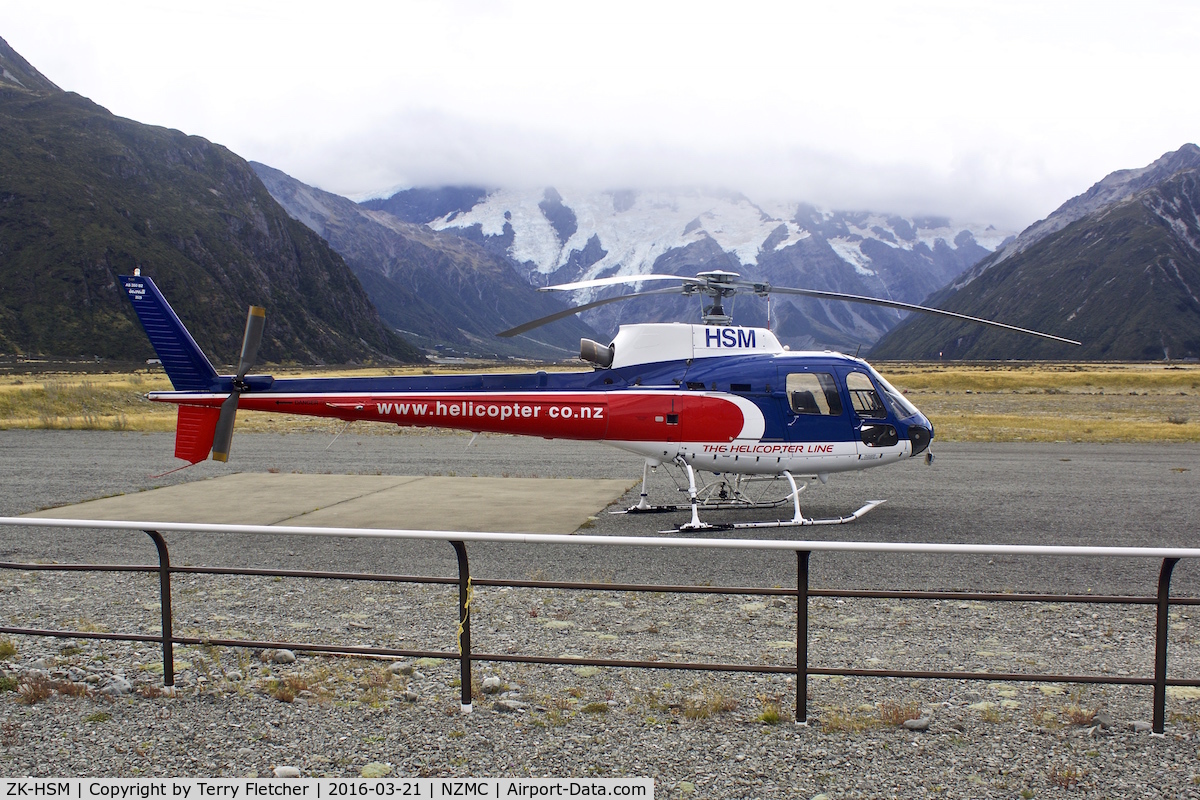 ZK-HSM, Eurocopter AS-350B-2 Ecureuil Ecureuil C/N 3529, At Mt.Cook Airport