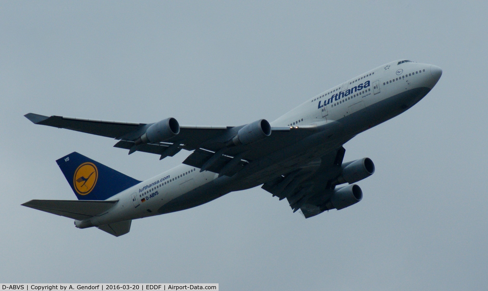 D-ABVS, 1997 Boeing 747-430 C/N 28286, Lufthansa, is here climbing out at Frankfurt Rhein/Main(EDDF)