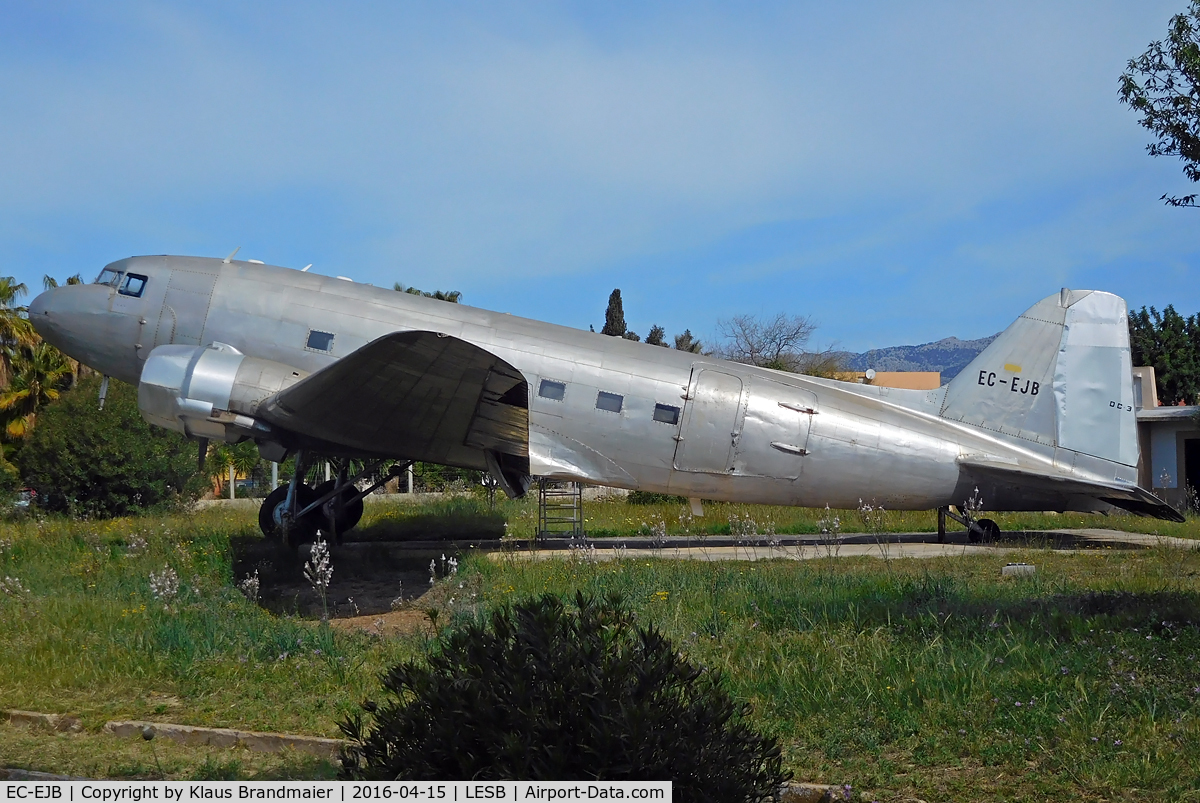 EC-EJB, 1942 Douglas C-47 C/N 4479, Son Bonet (LESB), Mallorca