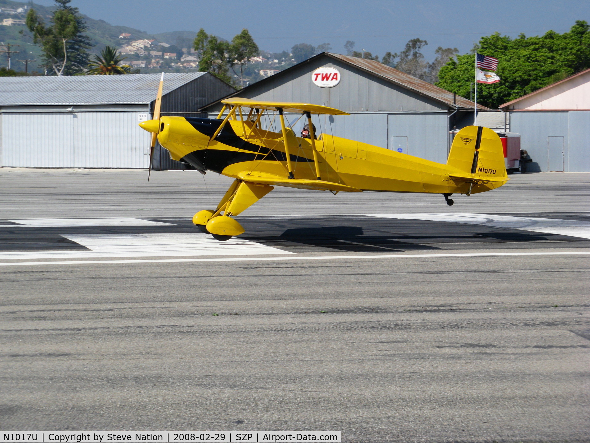 N1017U, 1939 CASA 1-131 Jungmann C/N E3B-435, Locally-based 1939 CASA 1-131 Jungmann tpouching down @ Santa Paula Airport (Ventura County), CA