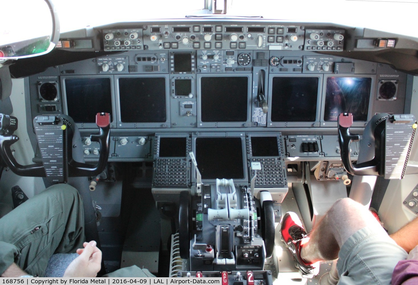 168756, 2014 Boeing P-8A Poseidon C/N 42252, P-8A cockpit