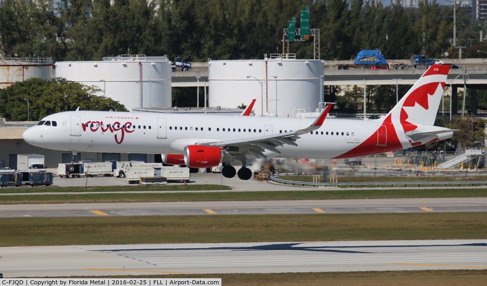 C-FJQD, 2015 Airbus A321-211 C/N 6884, Air Canada Rouge