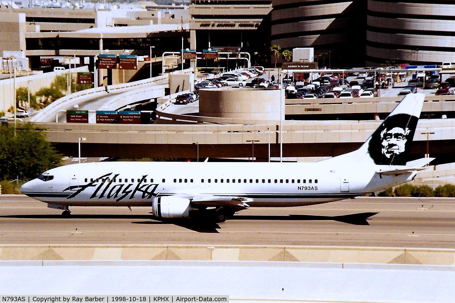 N793AS, 1998 Boeing 737-490 C/N 28888, Boeing 737-490 [28888] (Alaska Airlines) Phoenix-Sky Harbor Int'l~N 18/10/1998