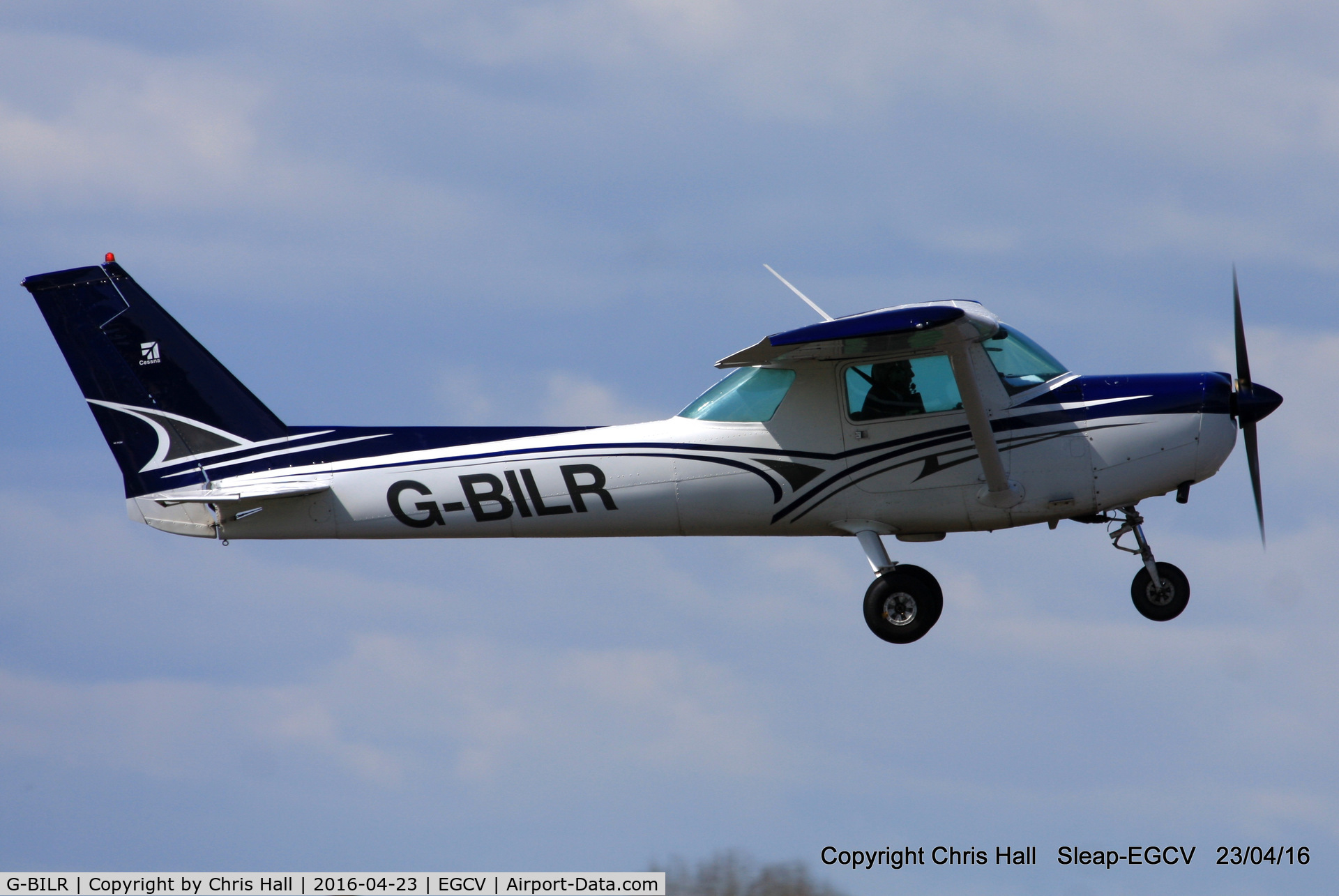 G-BILR, 1981 Cessna 152 C/N 152-84822, at Sleap