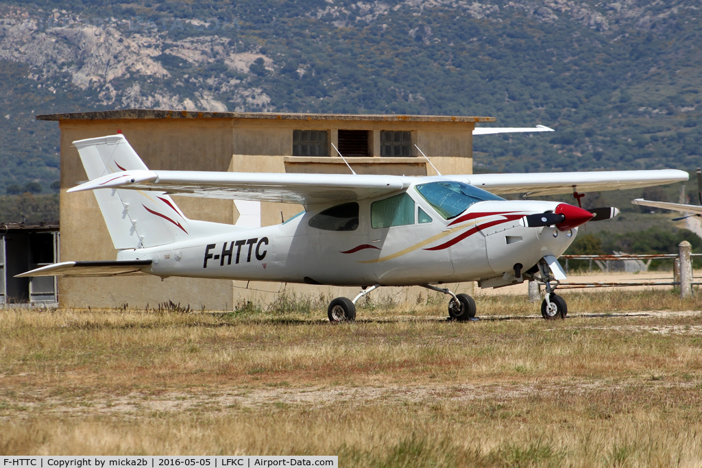 F-HTTC, Cessna 177RG Cardinal C/N 177RG0912, Parked