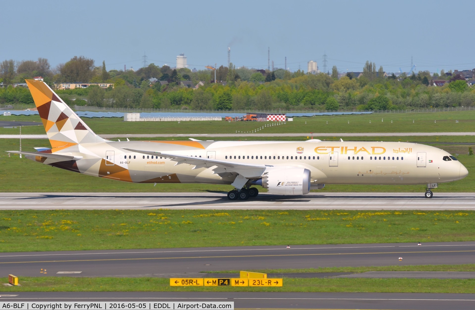 A6-BLF, 2016 Boeing 787-9 Dreamliner Dreamliner C/N 39651, Etihad B789 a week in service when I took this picture.