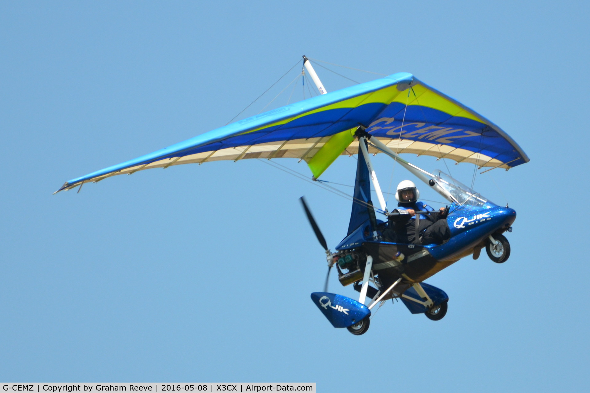 G-CEMZ, 2007 P&M Aviation Pegasus Quik C/N 8280, Departing from Northrepps.