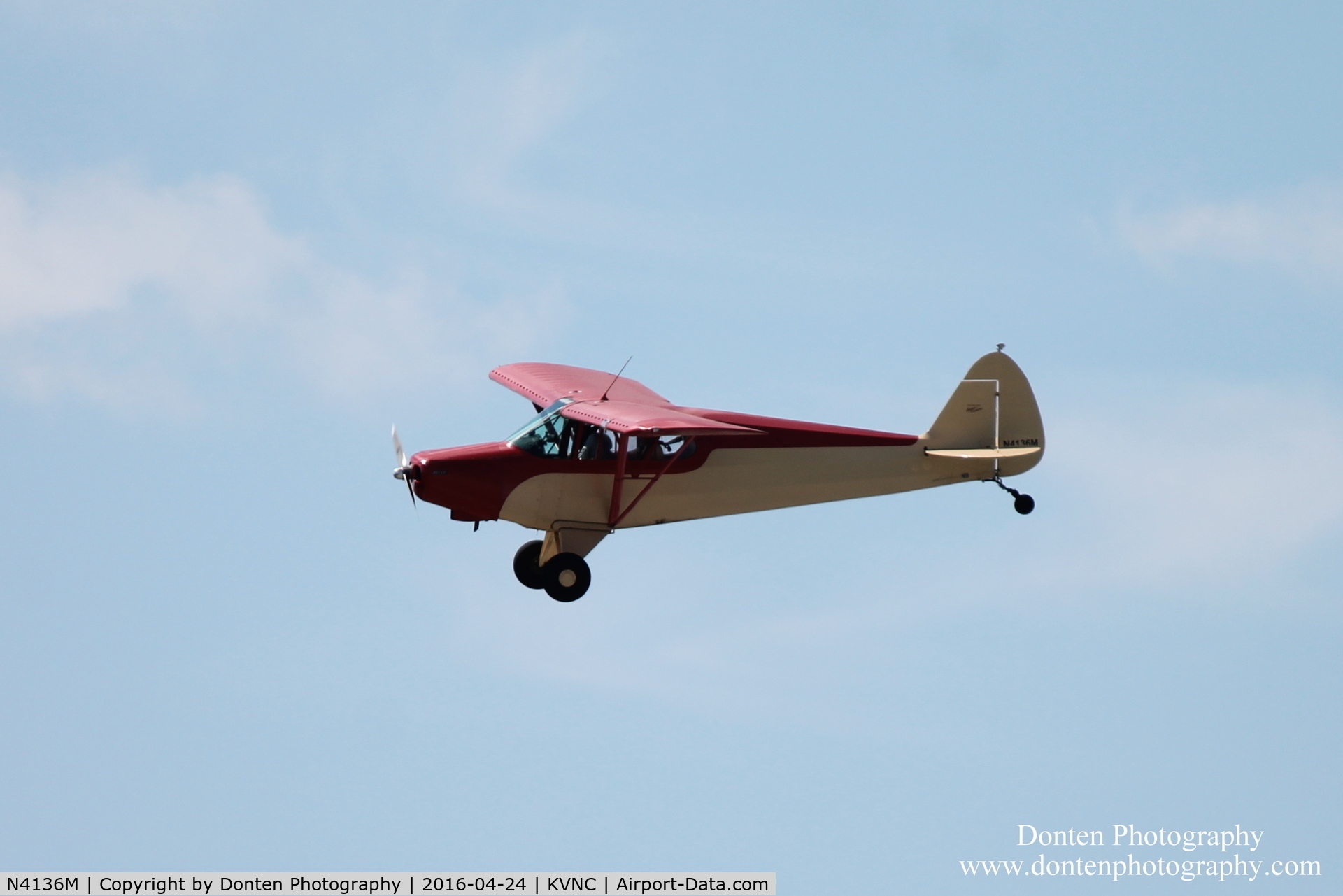 N4136M, 1947 Piper PA-12 Super Cruiser C/N 12-3035, Piper Super Cruiser (N4136M) arrives at Venice Municpal Airport