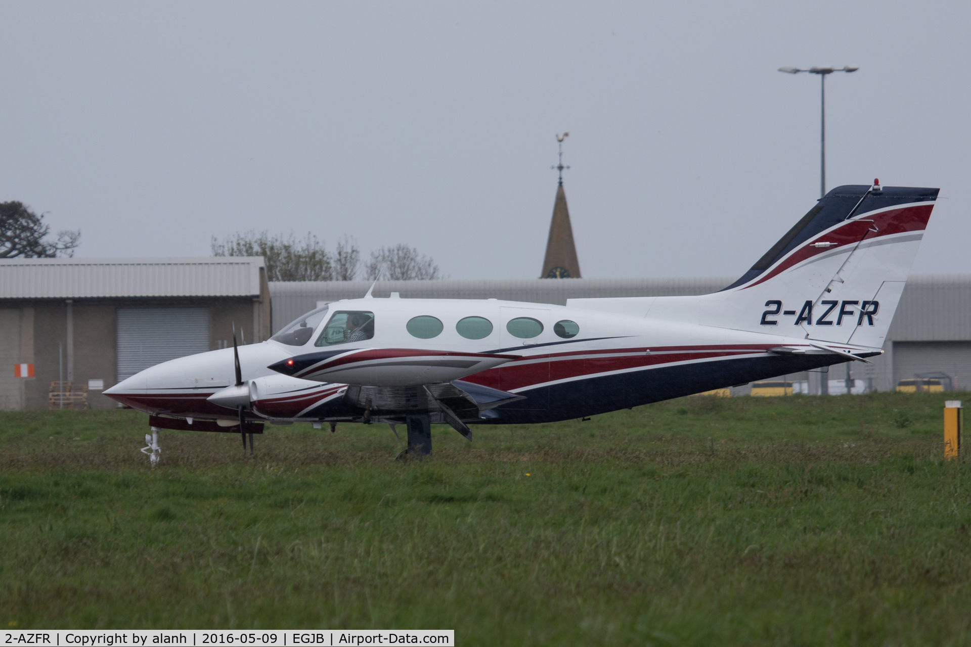 2-AZFR, 1971 Cessna 401B C/N 401B-0121, Arriving at Guernsey in the rain