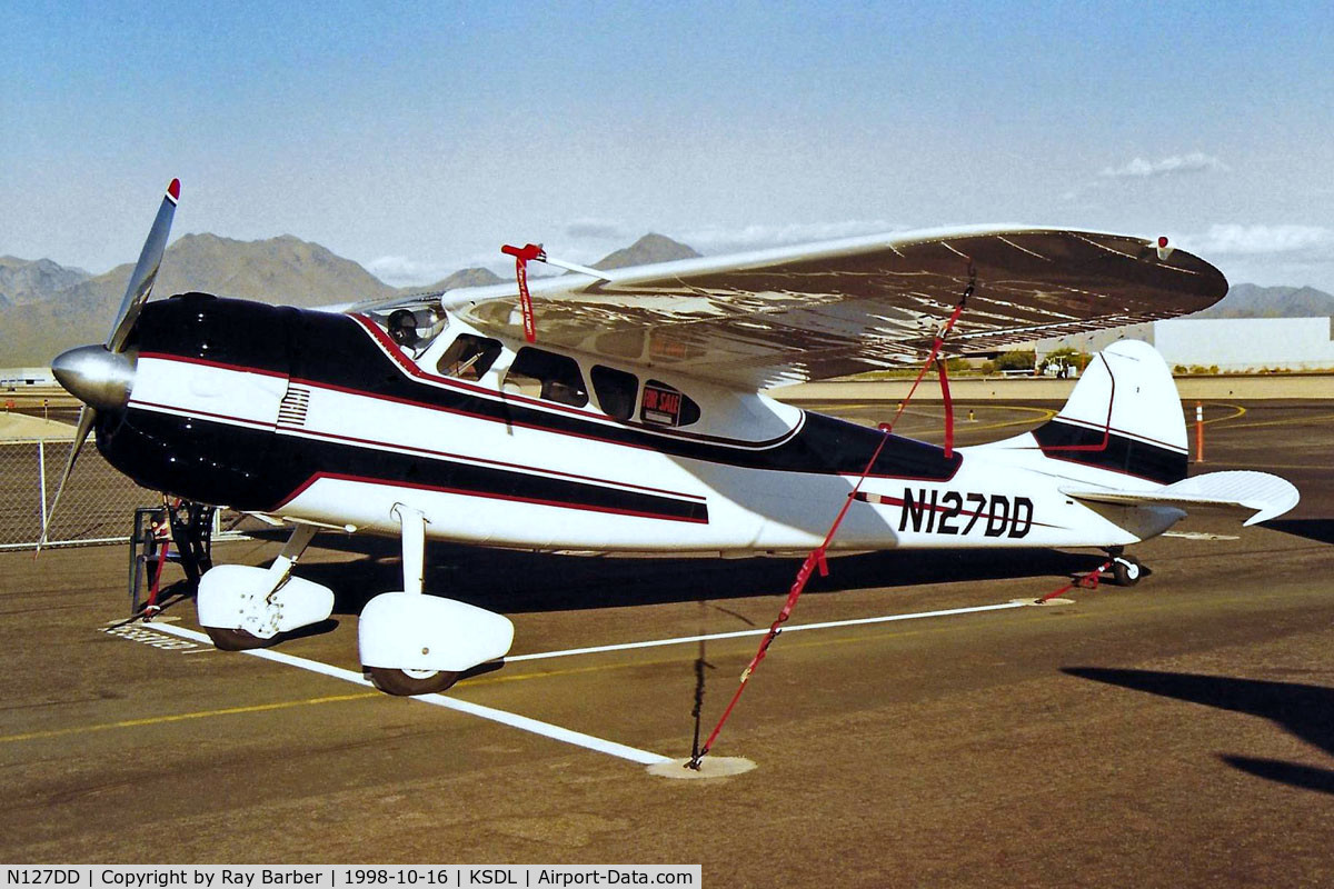 N127DD, 1947 Cessna 195 C/N 7040, Cessna 195 [7040] Scottsdale~N 16/10/1998