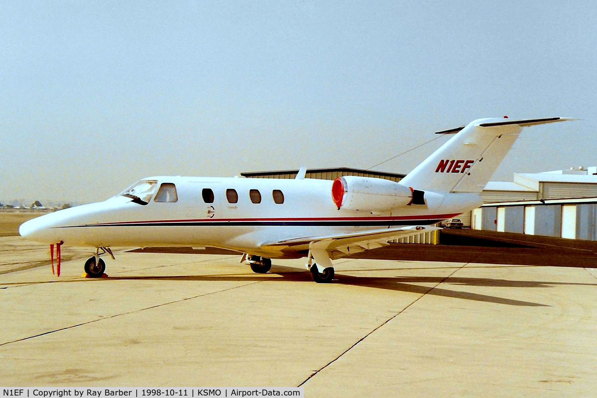 N1EF, Cessna 525 C/N 525-0167, Cessna Citation Jet [525-0167] Santa Monica-Municipal~N 11/10/1998