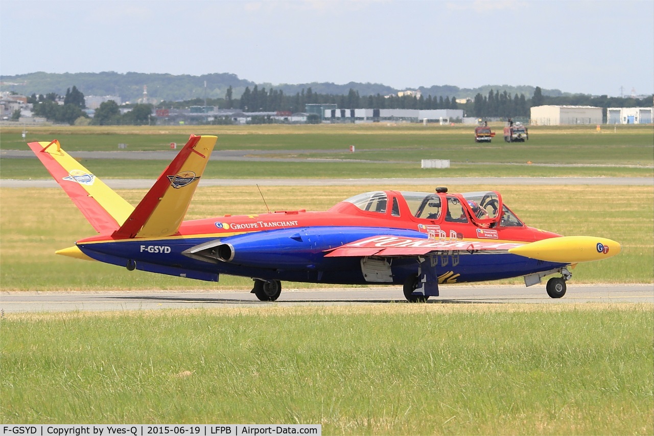 F-GSYD, Fouga CM-170 Magister C/N 455, Fouga CM-170 Magister, Taxiing to holding point, Paris-Le Bourget (LFPB-LBG) Air Show 2015