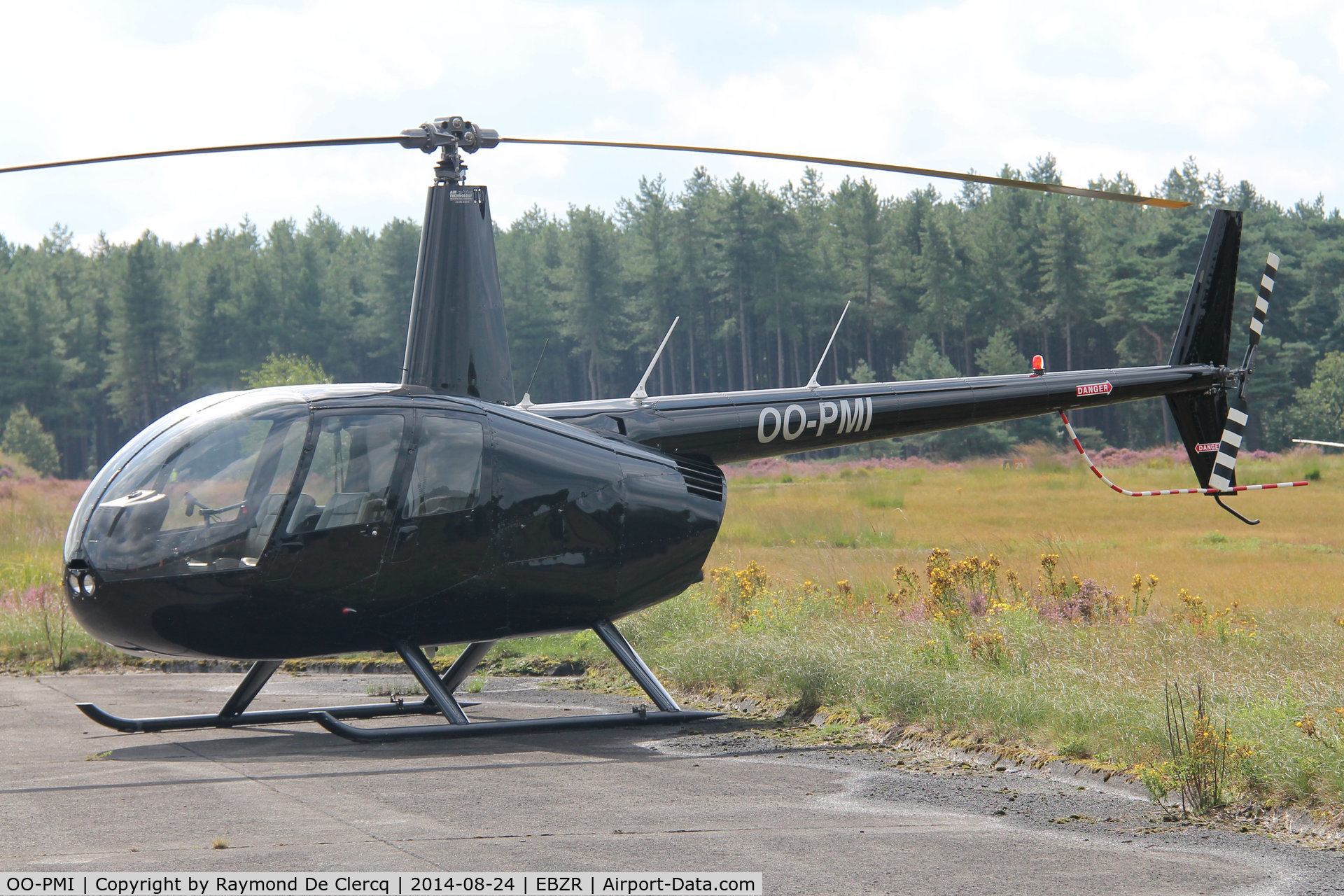 OO-PMI, Robinson R44 Raven I C/N 1878, Zoersel fly in 2014.