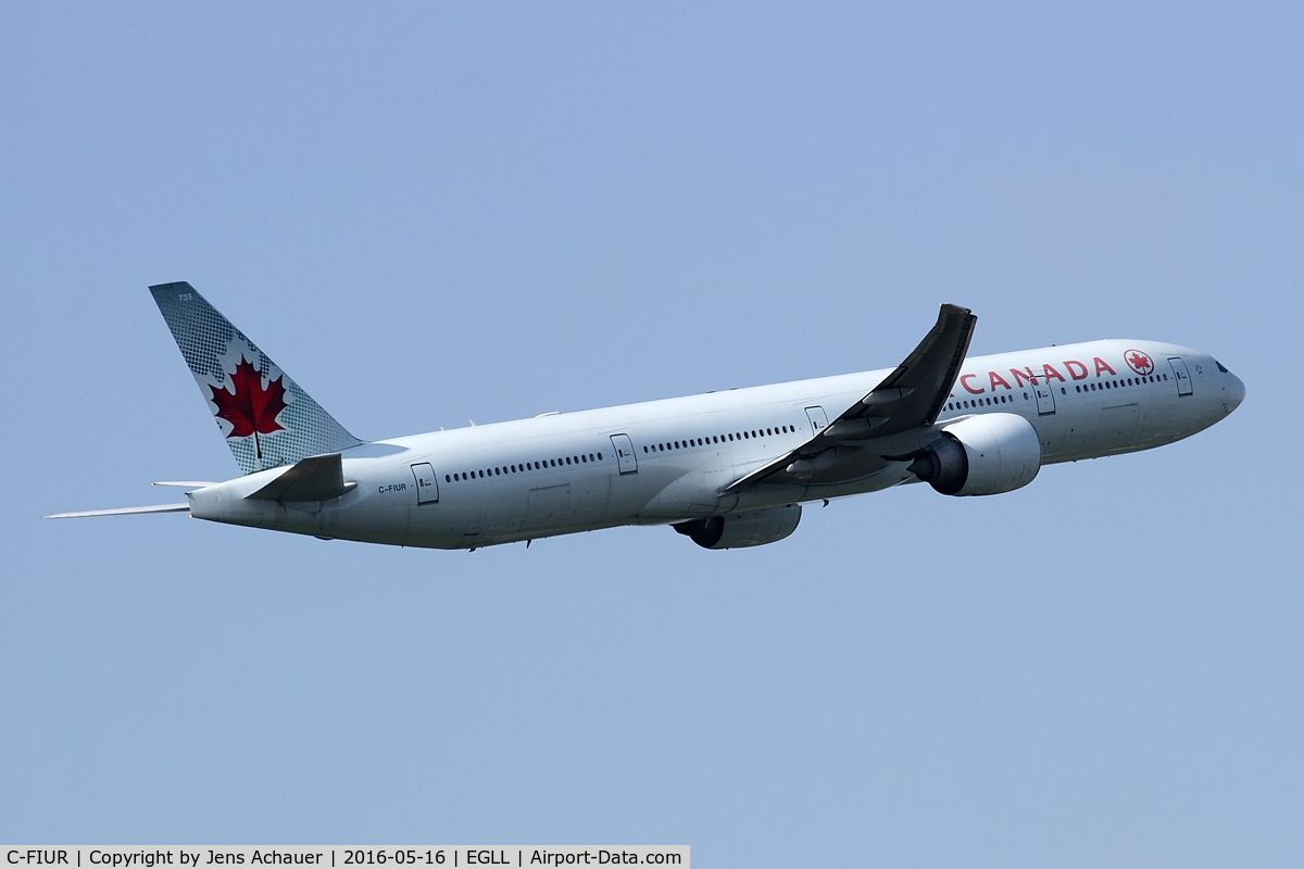 C-FIUR, 2007 Boeing 777-333/ER C/N 35242, Take off to Toronto