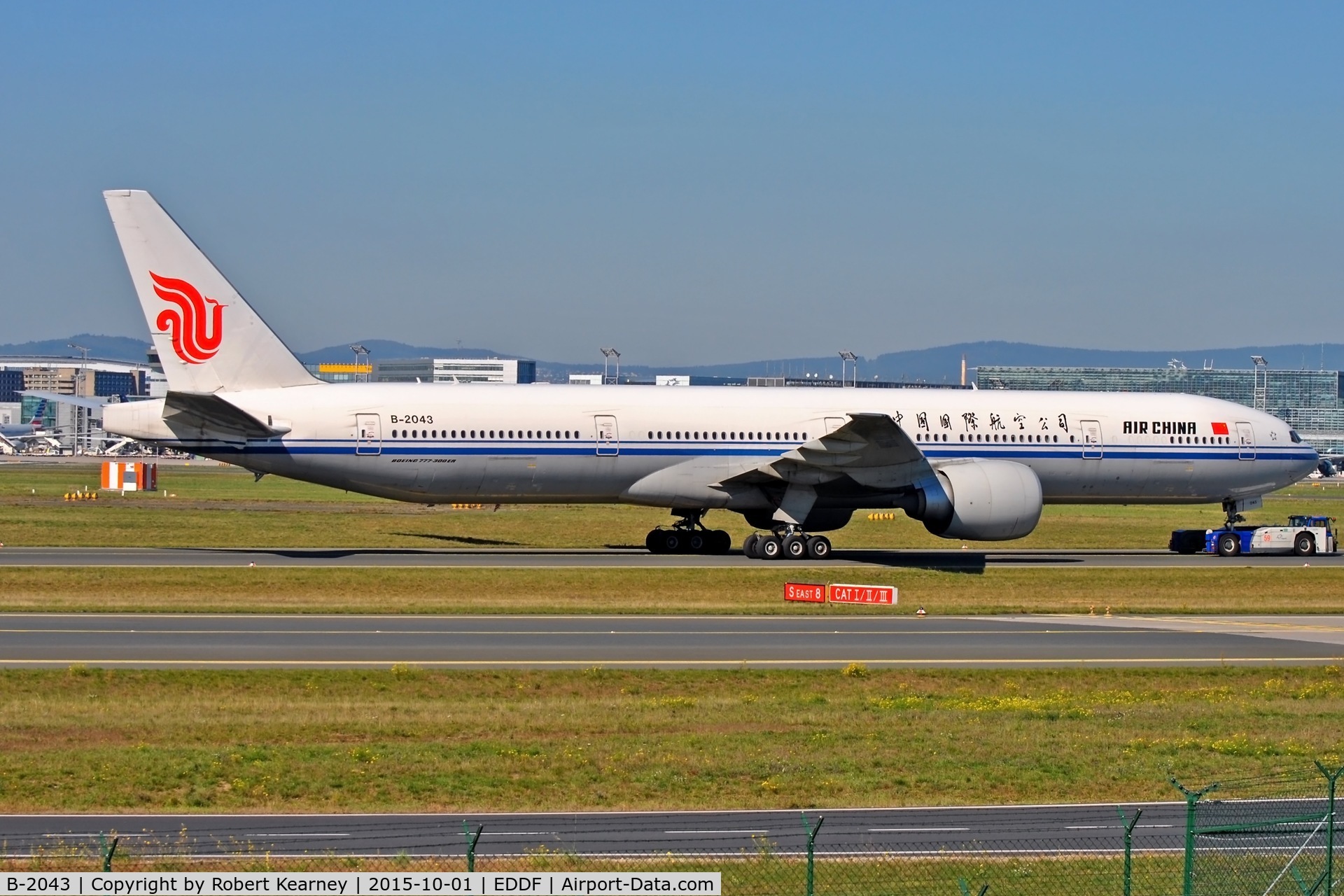 B-2043, 2013 Boeing 777-39L/ER C/N 41441, On tow around to stand