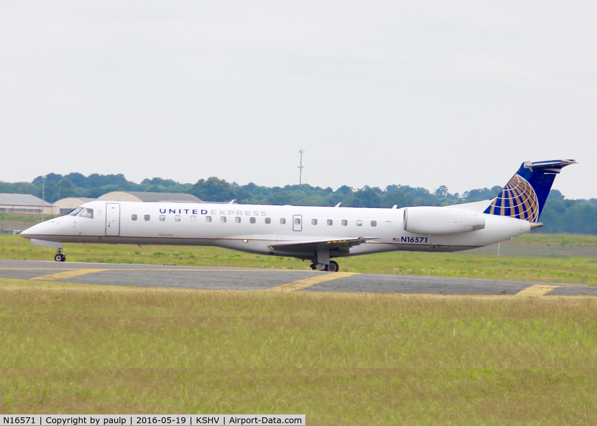 N16571, 2002 Embraer ERJ-145LR (EMB-145LR) C/N 145633, At Shreveport Regional.