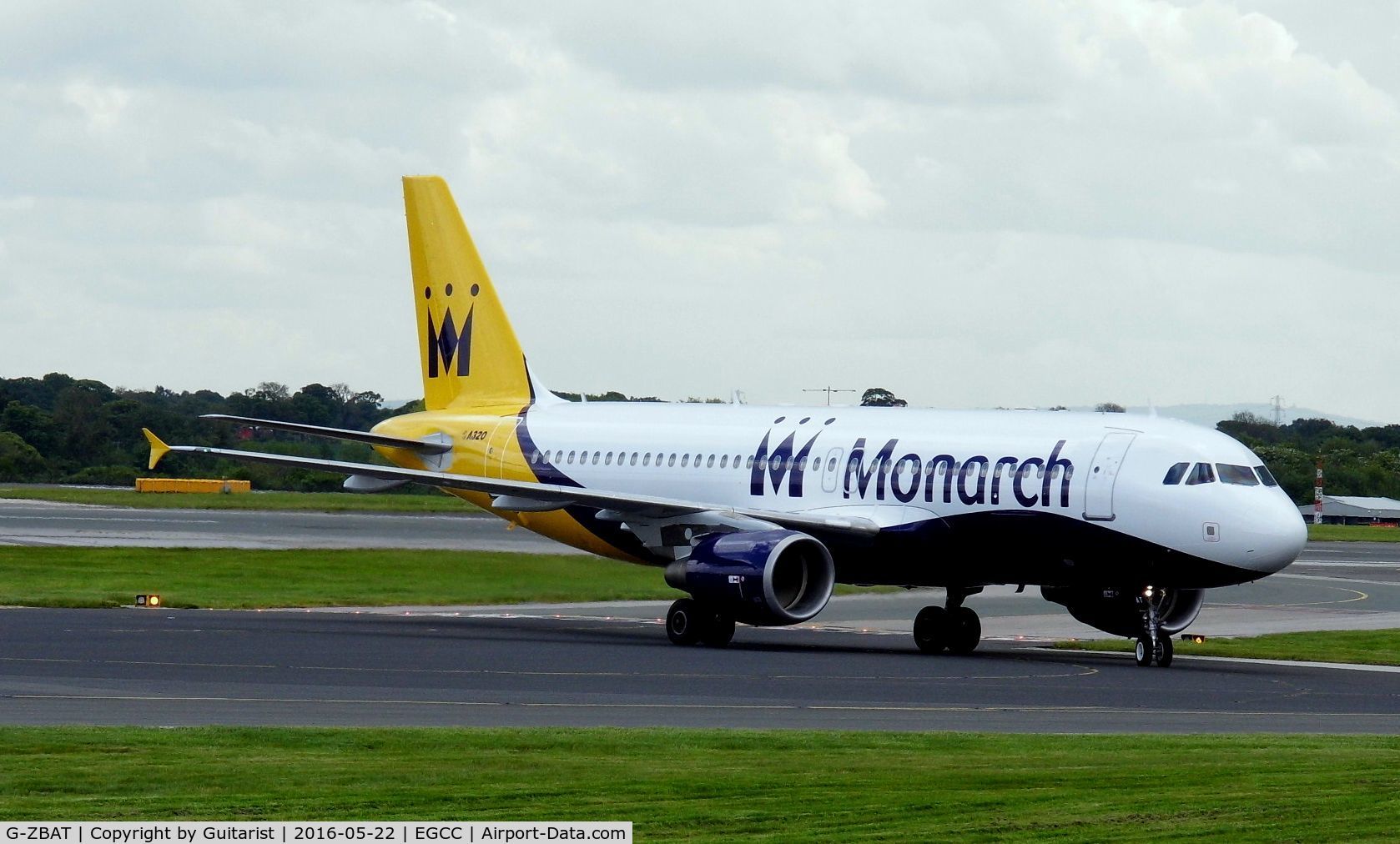 G-ZBAT, 2007 Airbus A320-214 C/N 3278, At Manchester