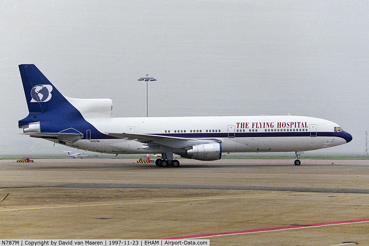 N787M, 1974 Lockheed L-1011-385-1-15 TriStar 100 C/N 193L-1064, Tristar visiting  Schiphol Airport.
