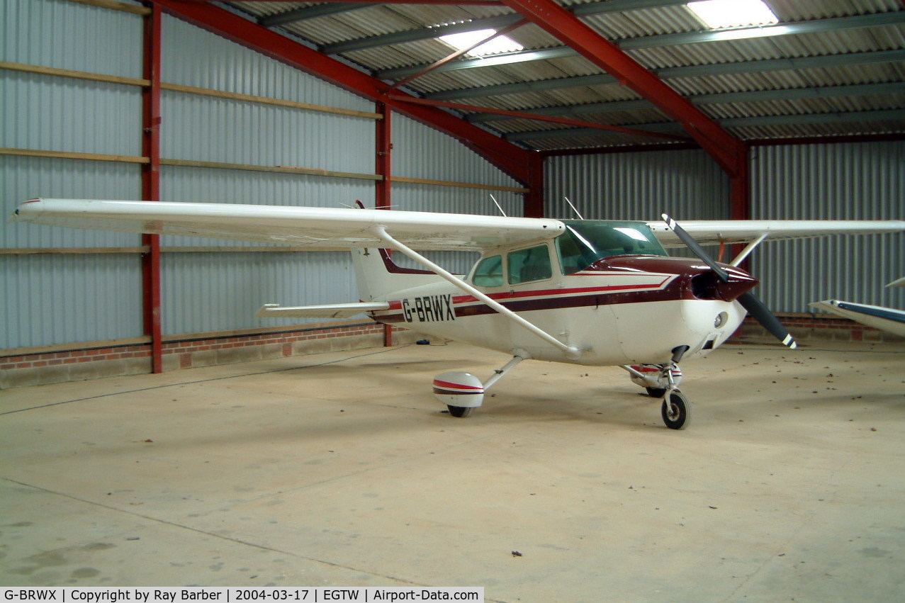 G-BRWX, 1981 Cessna 172P Skyhawk C/N 17274729, Cessna 172P Skyhawk [172-74729] Oaksey Park~G 17/03/2004