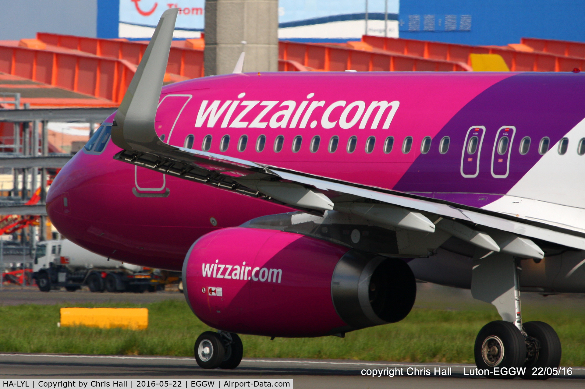 HA-LYL, 2015 Airbus A320-232 C/N 6489, Wizzair