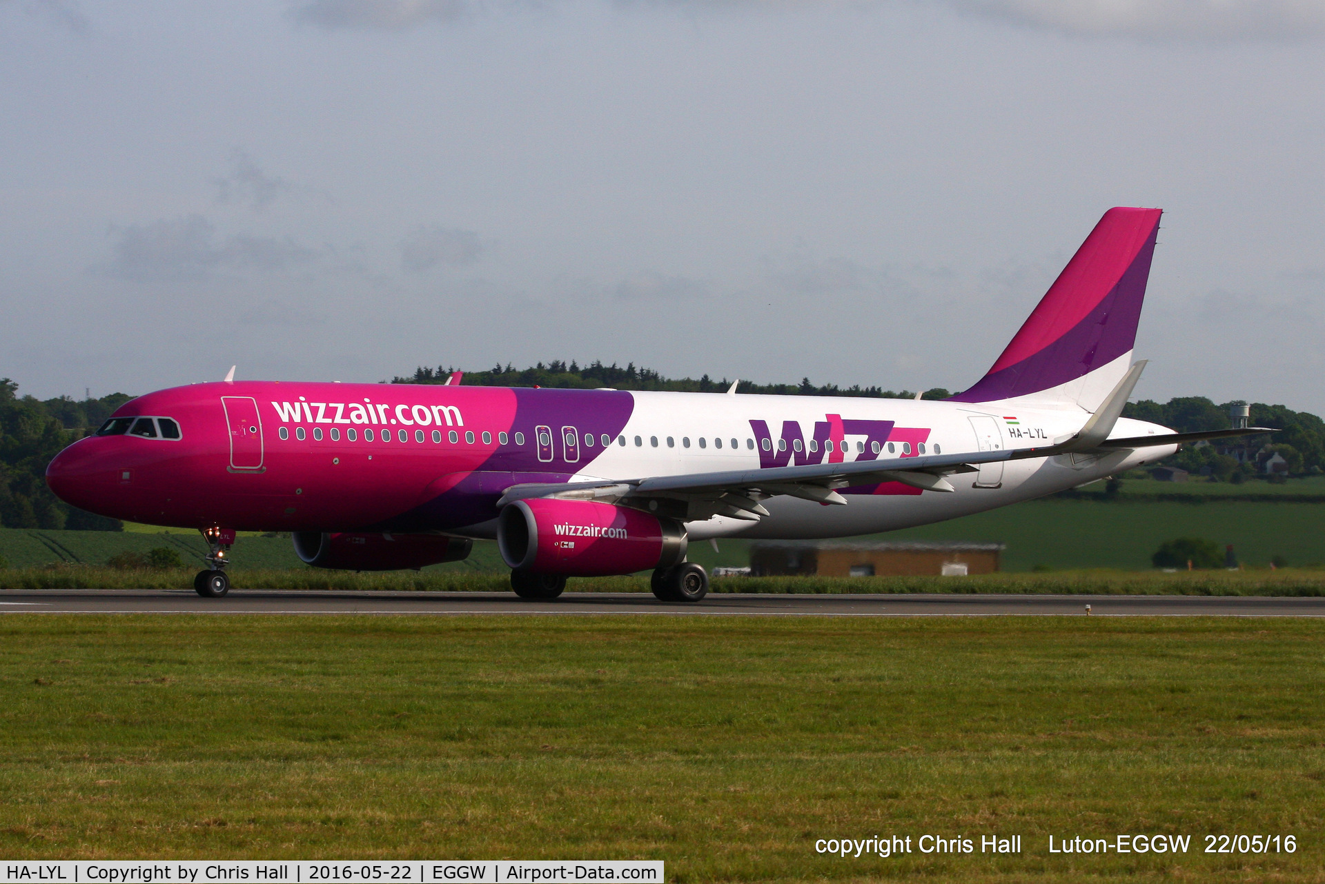 HA-LYL, 2015 Airbus A320-232 C/N 6489, Wizzair