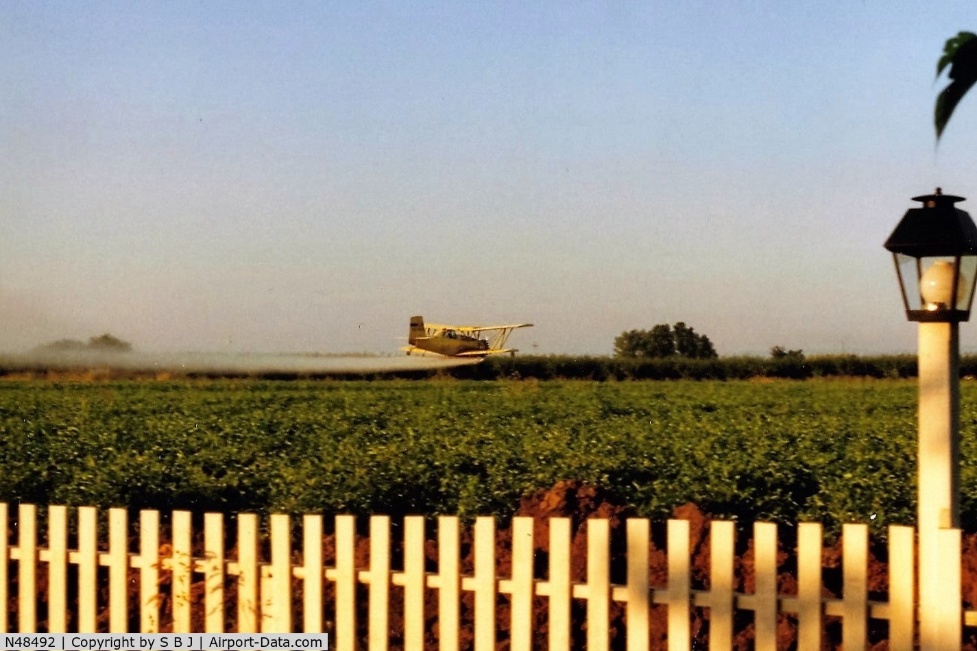 N48492, 1976 Grumman-Schweizer G-164B C/N 47B, 492 spraying tomatos in Patterson, Calif.