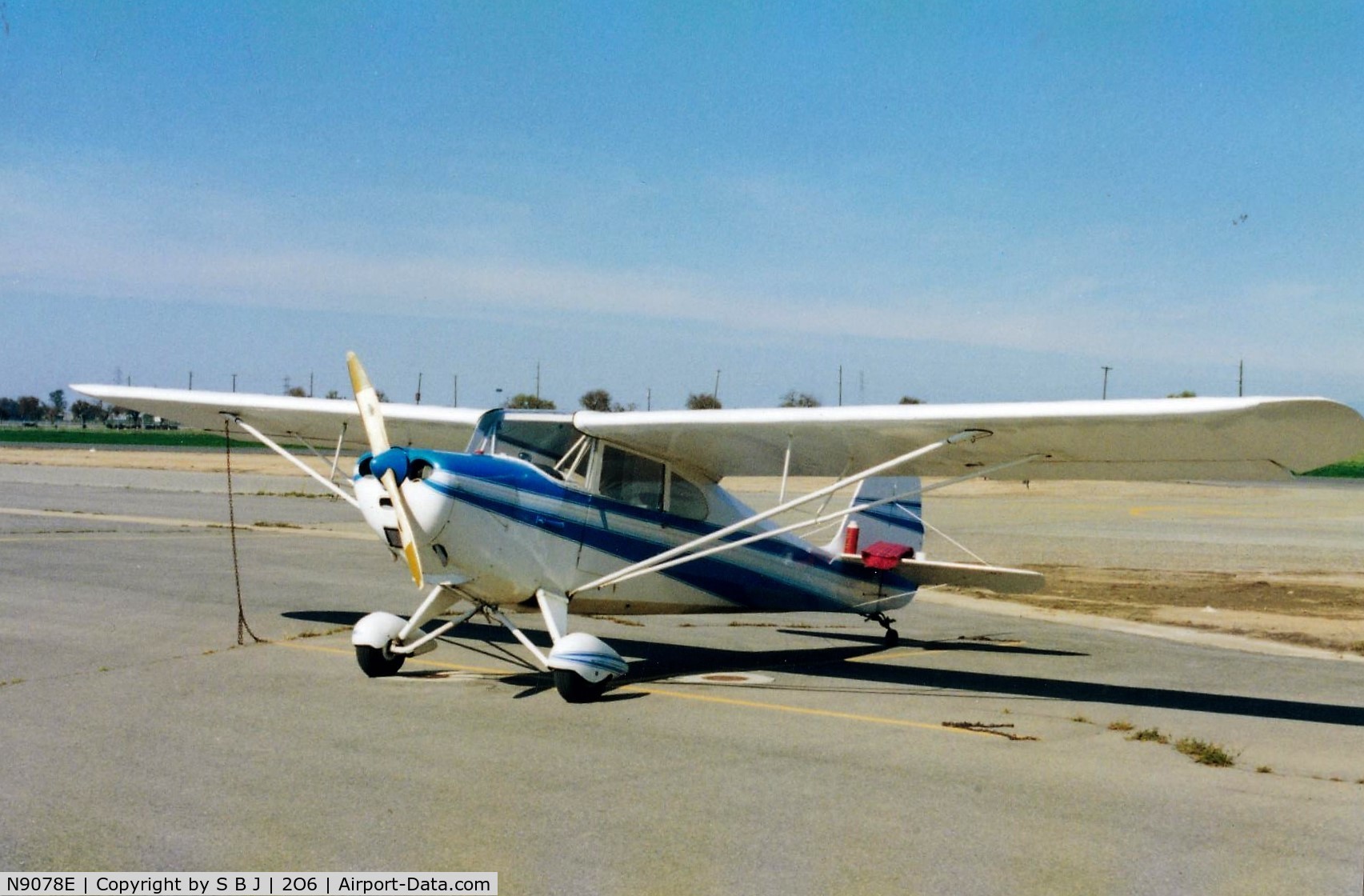 N9078E, 1946 Aeronca 11AC Chief C/N 11AC-710, 78E with a coffee stop at the Chowchilla airport. The thermas (seen on the tail) was always on my preflight checklist.