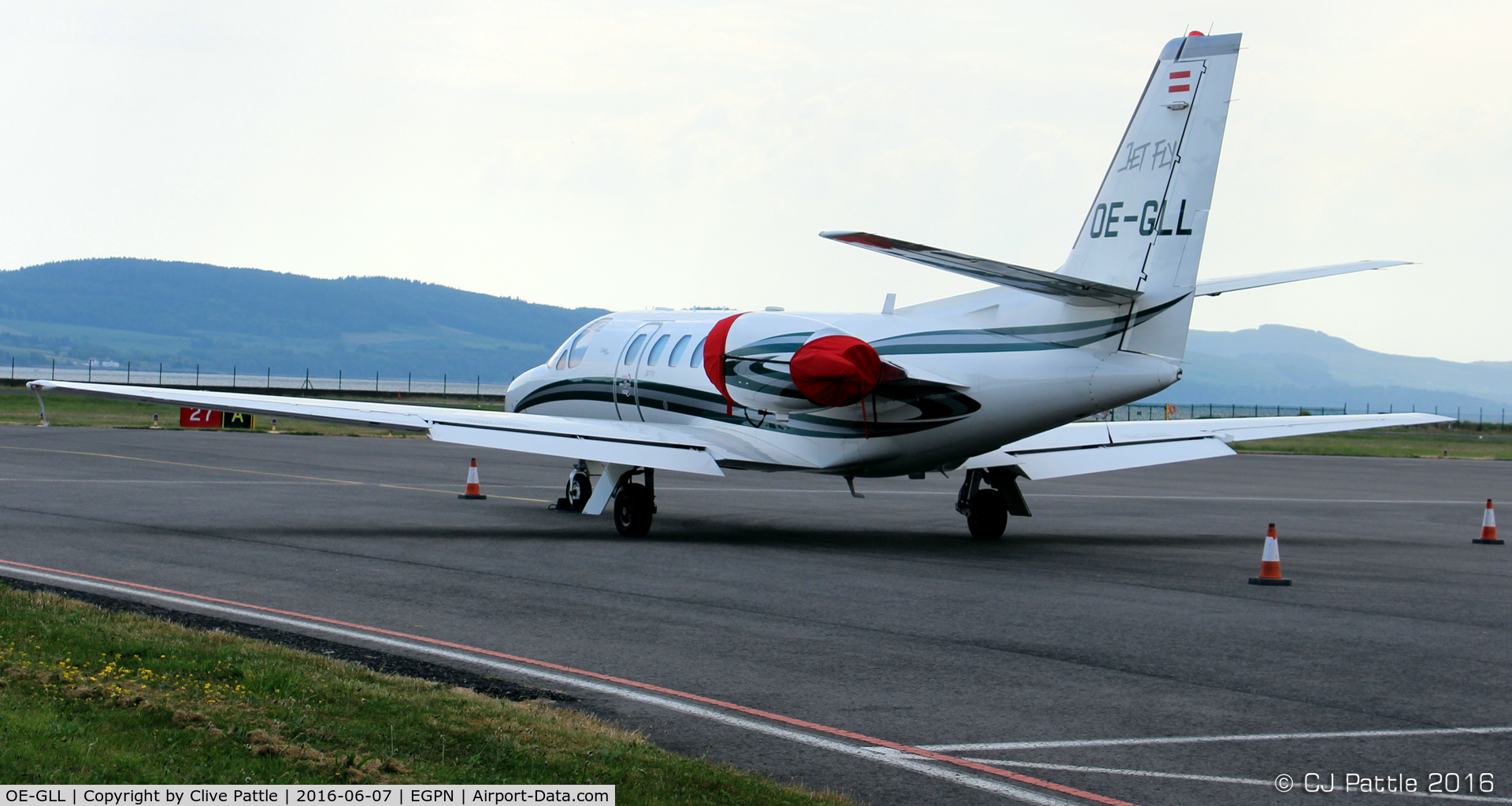 OE-GLL, 2003 Cessna 550 Citation Bravo C/N 550-1069, Parked at Dundee EGPN