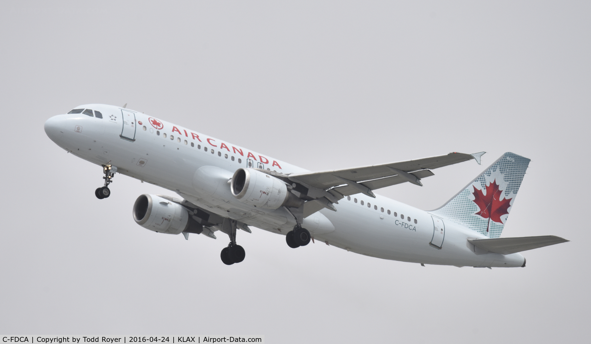 C-FDCA, 1991 Airbus A320-211 C/N 232, Departing LAX on 25R