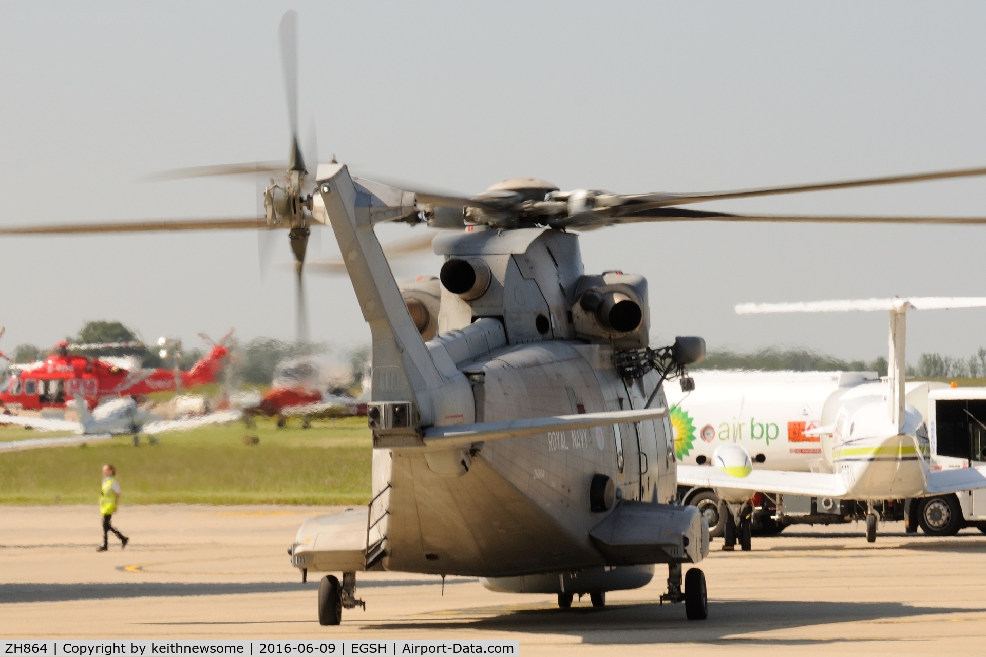 ZH864, AgustaWestland EH-101 Merlin HM.2 C/N 50179/RN44/MCSP14, Very Nice Visitor.